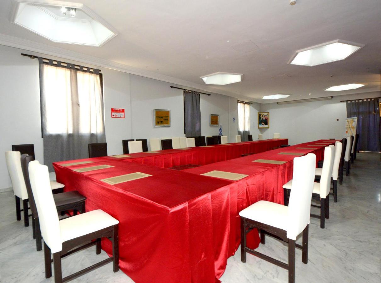 Oasis Hotel&spa Hotel