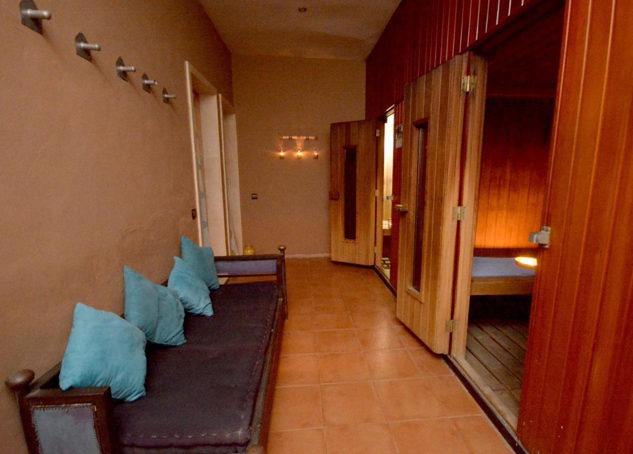 Oasis Hotel&spa Hotel